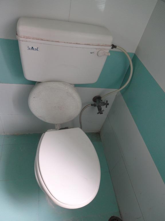 Ajatsatru Hotel Гая Стая снимка